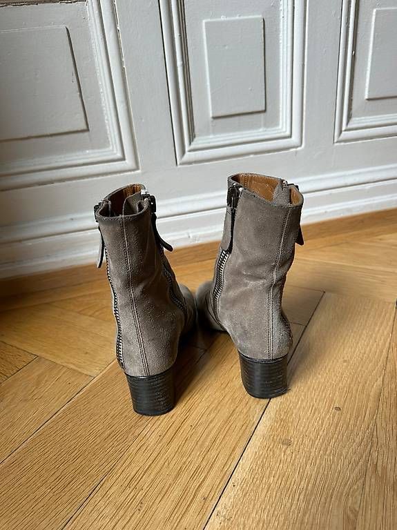 Damenschuhe: Chloé Ancle Boot Veloursleder, 36 – Gebraucht aus Basel von Batu 2