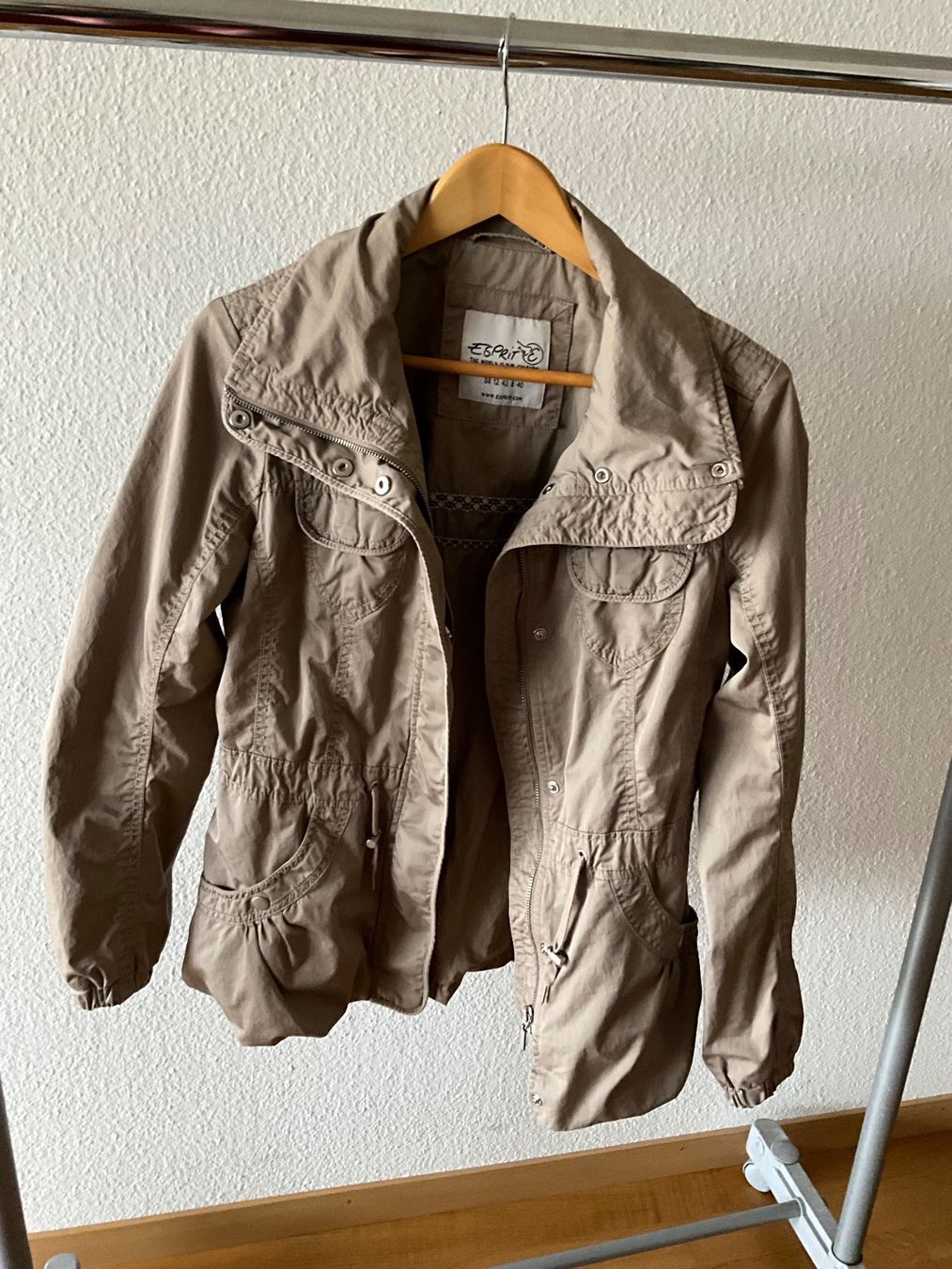 Esprit Giacche: Esprit Jacke Gr. 38 – Usato da Muri b. Bern venduto da SmuriS 1