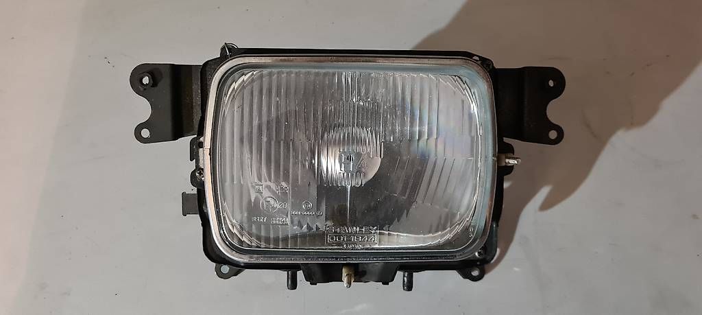 Alle Motorradersatzteile: Phare Original Africa Twin 650 RD03 – Gebraucht aus Corseaux von zaballos