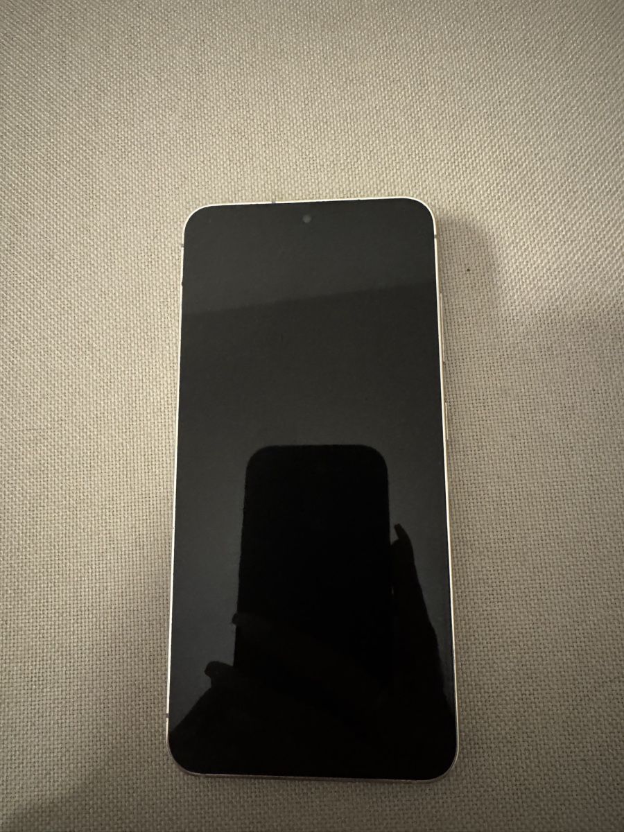 Samsung Handys / Smartphones: Samsung Galaxy S23- 256GB Bianco – Gebraucht aus Oberglatt ZH von Alicia.