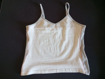 Sommertop / Trägertop, Weiss mit Details, Grösse 38