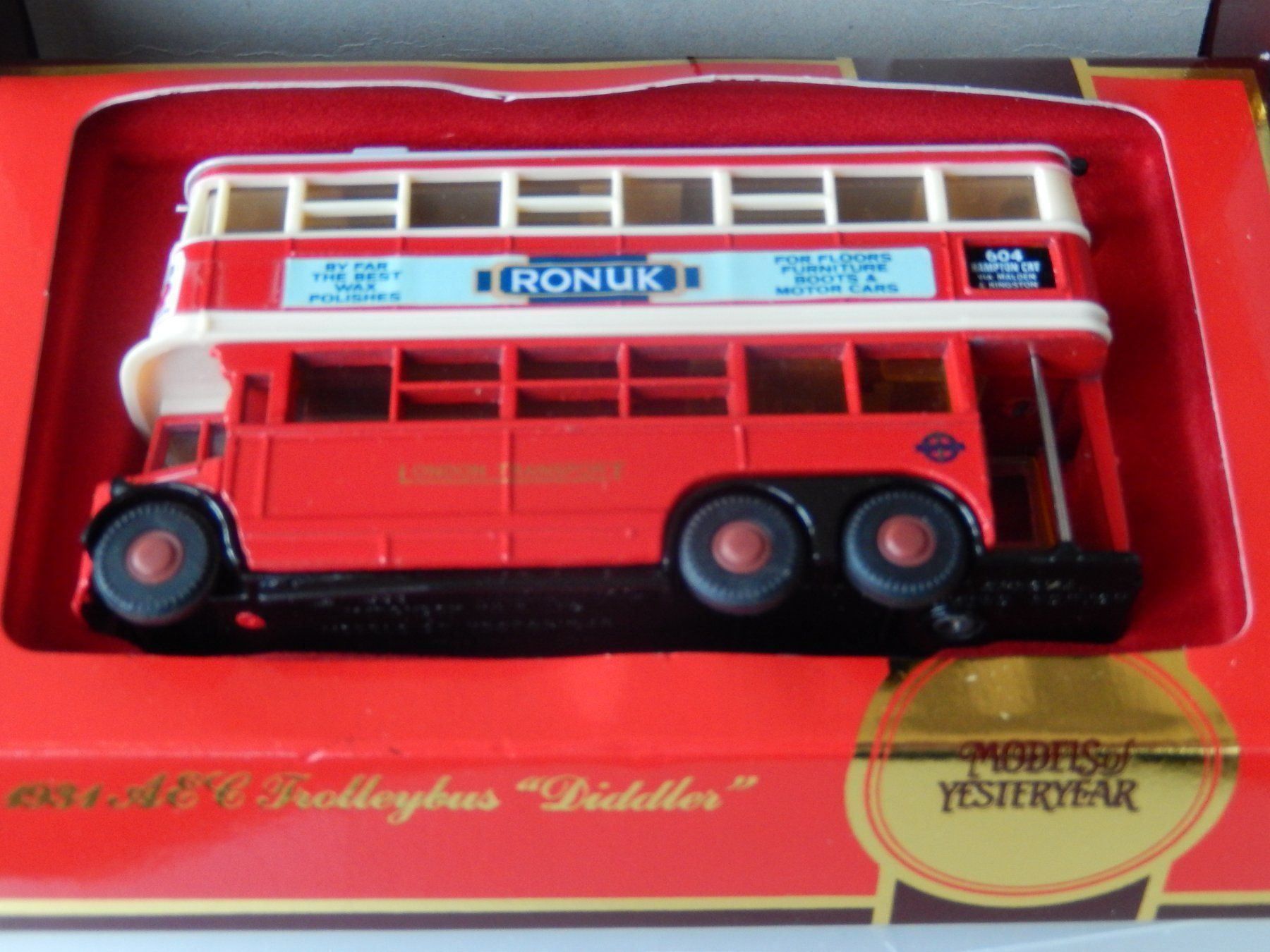 Matchbox Modellini d'auto: Y10-5 Giftbox - AEC Trolleybus - ltd %% Ausverkauf %%% – Nuovo (secondo la descrizione) da Reiden venduto da Aston2 1