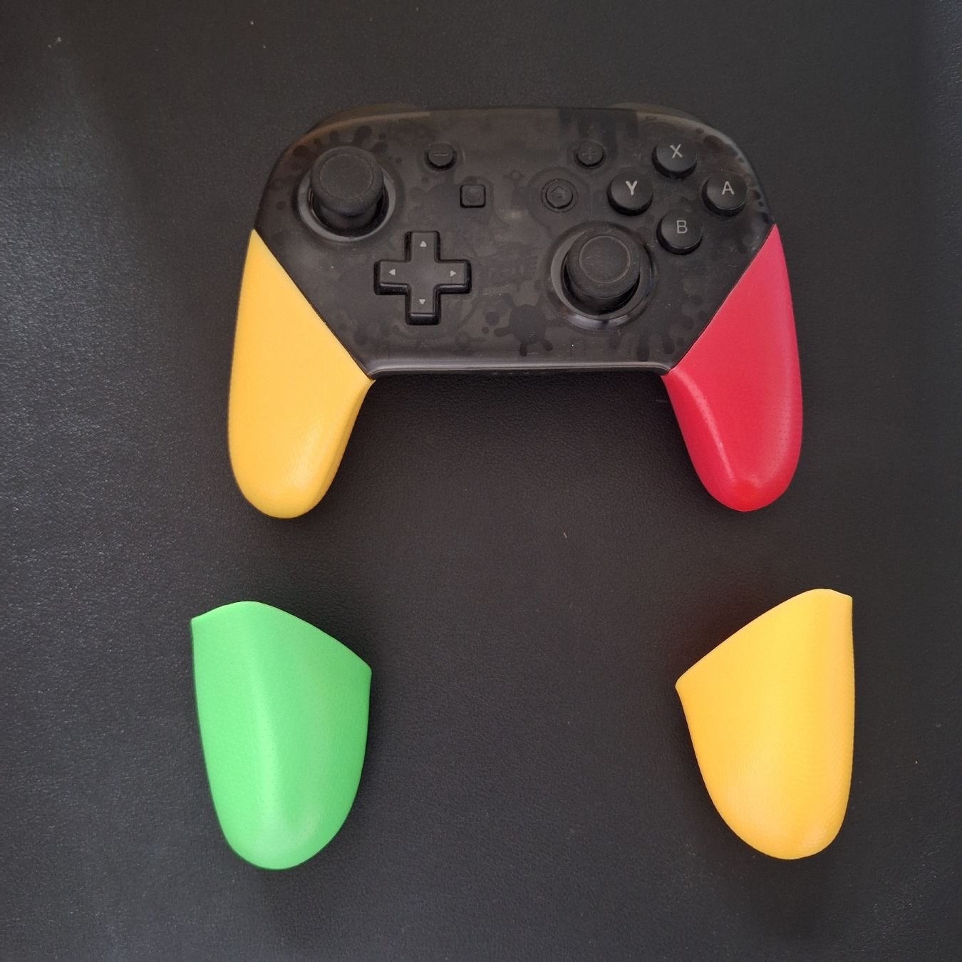 Nintendo Controller: Switch Pro Controller - Splatoon 2 Edition – Gebraucht aus Biel/Bienne von Seyran