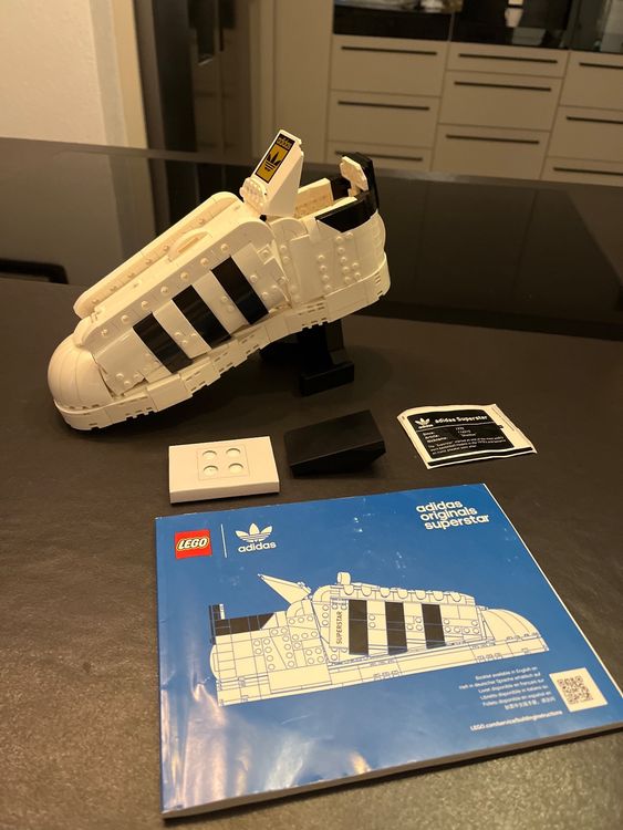 adidas lego superstar