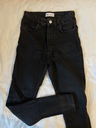 Jeans noir slim Zara