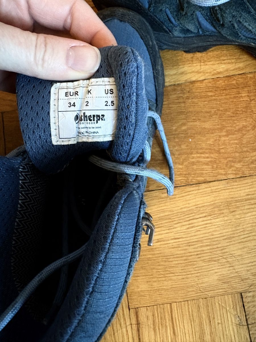 Schuhe für Jungen: Sherpa Wanderschuhe 34 – Gebraucht aus Riehen von Grayje4 4