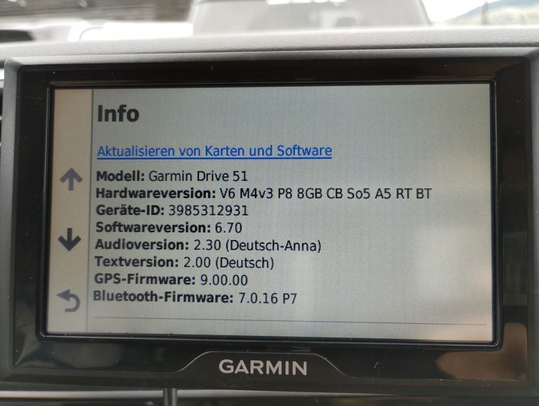 Garmin Navigation: GARMIN Navigationsgerät mit Anschluss und Halter – D'occasion à Schübelbach par Restwert_Schubelbach 5