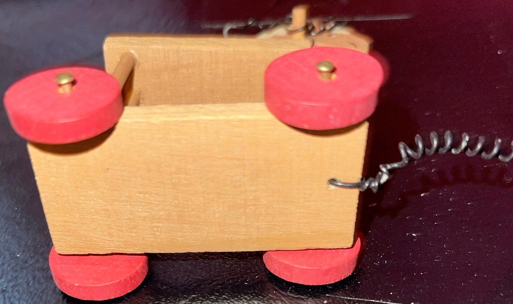 Giocattoli: Christbaumschmuck Holzpferd mit Räder – Nuovo (secondo la descrizione) da Lutzenberg venduto da Truhe 3
