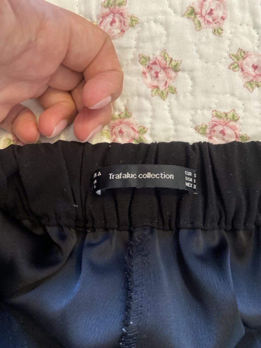 Zara Pantaloni: Pantalon noir état neuf – Usato da Bouveret venduto da lescopinesdabords 2