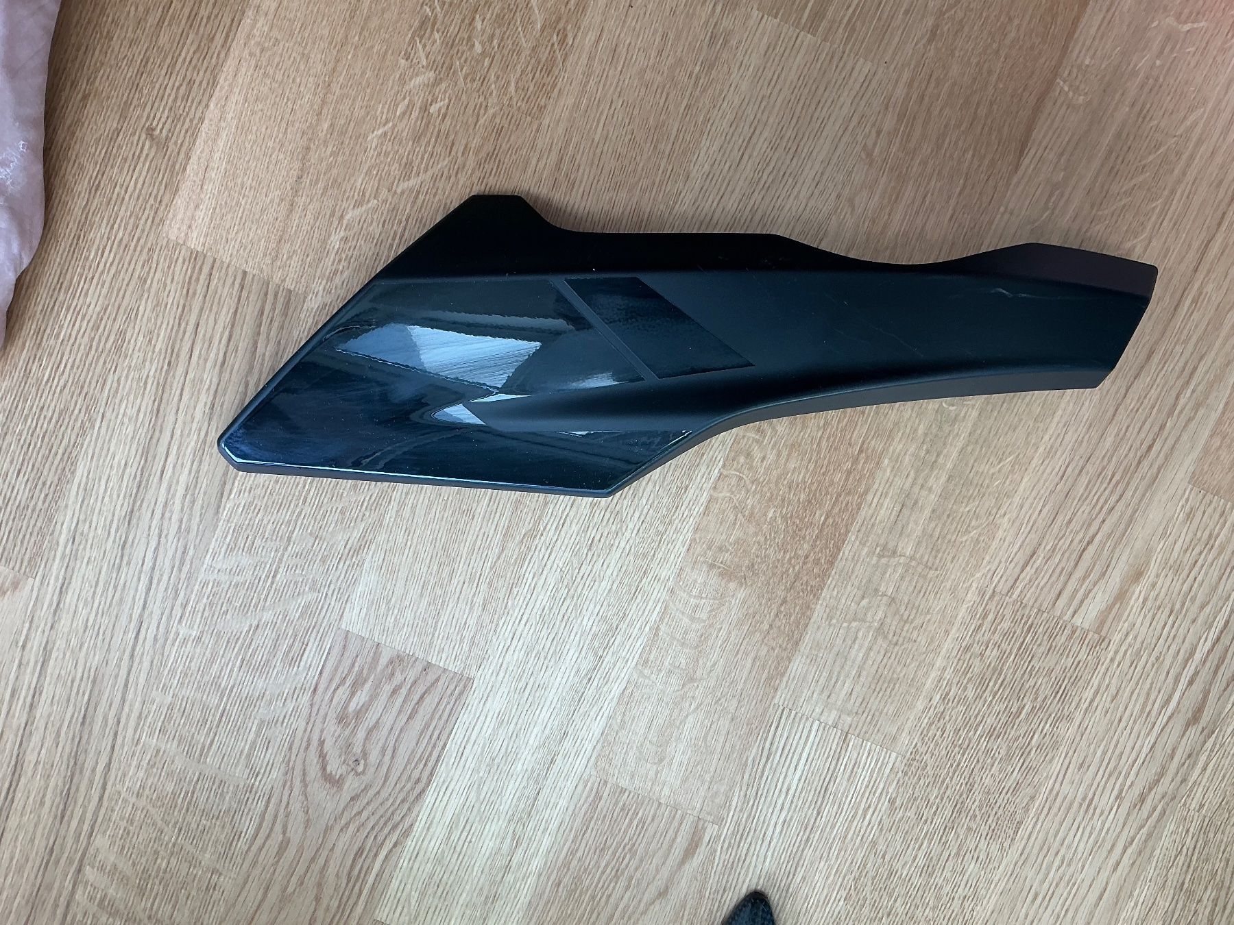 Triumph Accessori per altri veicoli: Triumph speed triple rs 1050 teile – Usato da Bad Zurzach venduto da tia_h2mv 4