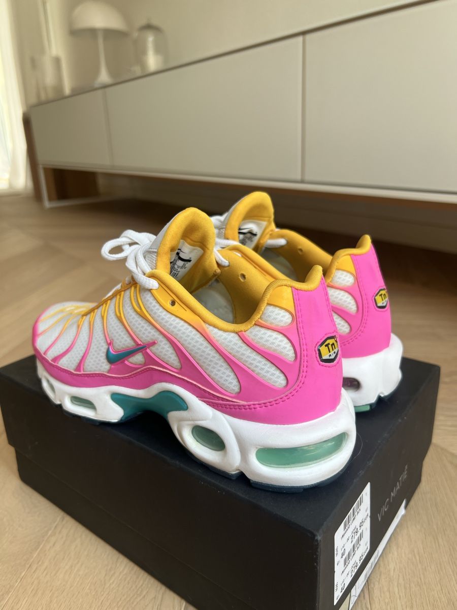 Nike Scarpe da uomo: Nike Air Max Plus TN Tuned – Nuovo (secondo la descrizione) da Kreuzlingen venduto da Lamaro45 4