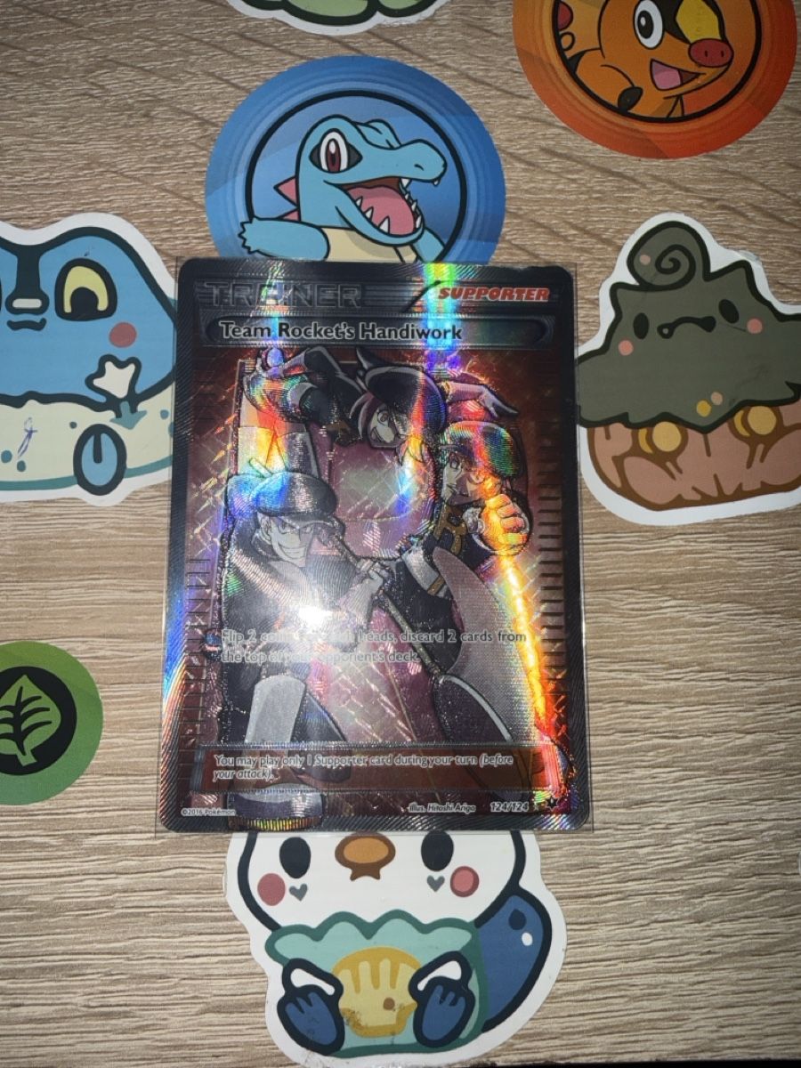 Pokémon Carte collezionabili: Team Rocket’s handiwork full art XY – Usato da St-Maurice venduto da Whatty