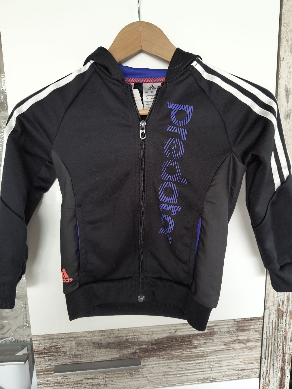 Adidas Giacche & Cappotti: Jacke Adidas / Kapuze / Gr. 116 – Usato da Schöfflisdorf venduto da kin_2dp9
