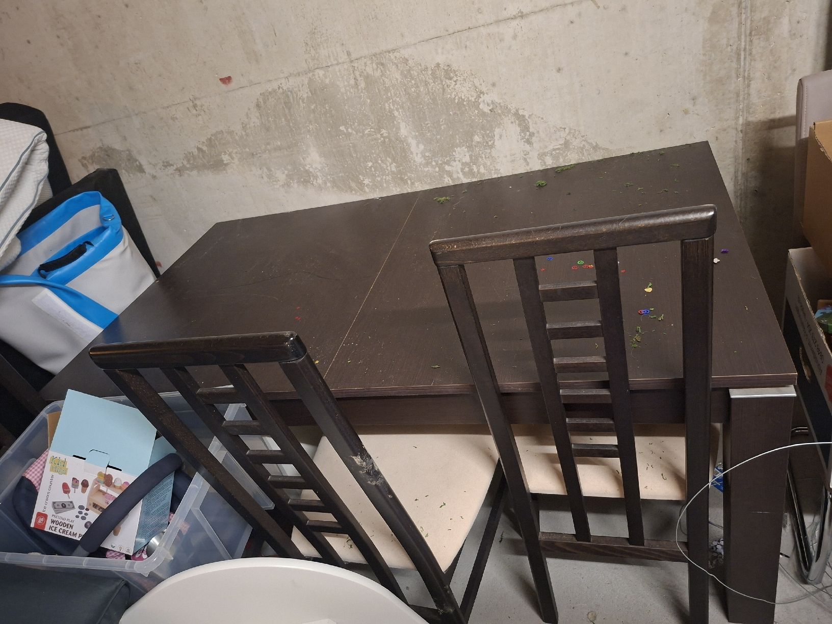 Tische: Tisch und 4 stühle  – Gebraucht aus Thalheim von racheli1