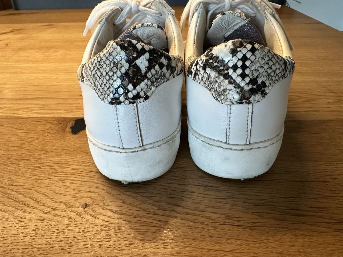Scarpe da donna: Modische Sneaker Leder Meline, Gr.38 – Usato da Ebikon venduto da Squizi 3
