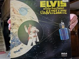 Elvis Aloha from Hawaii Via Satellite 2 Record Set