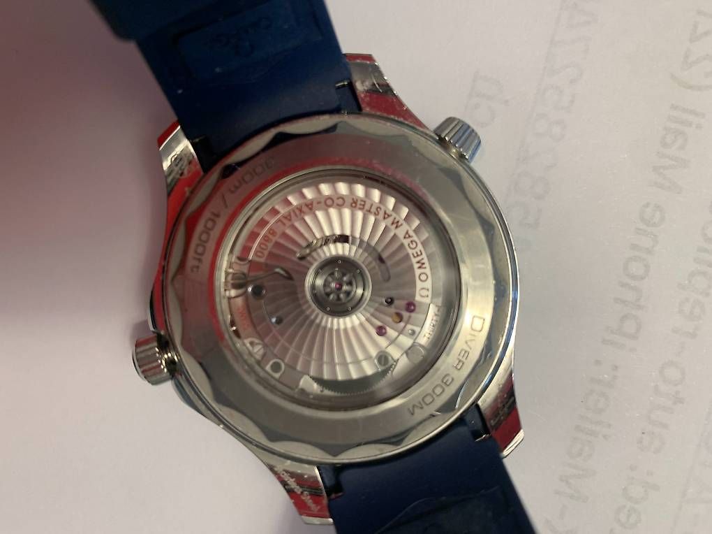 Uhren: OMEGA Automatic-Uhr Seamaster Diver 300m, Durchmesser 42mm – Gebraucht aus Zürich von kamelionitis 1