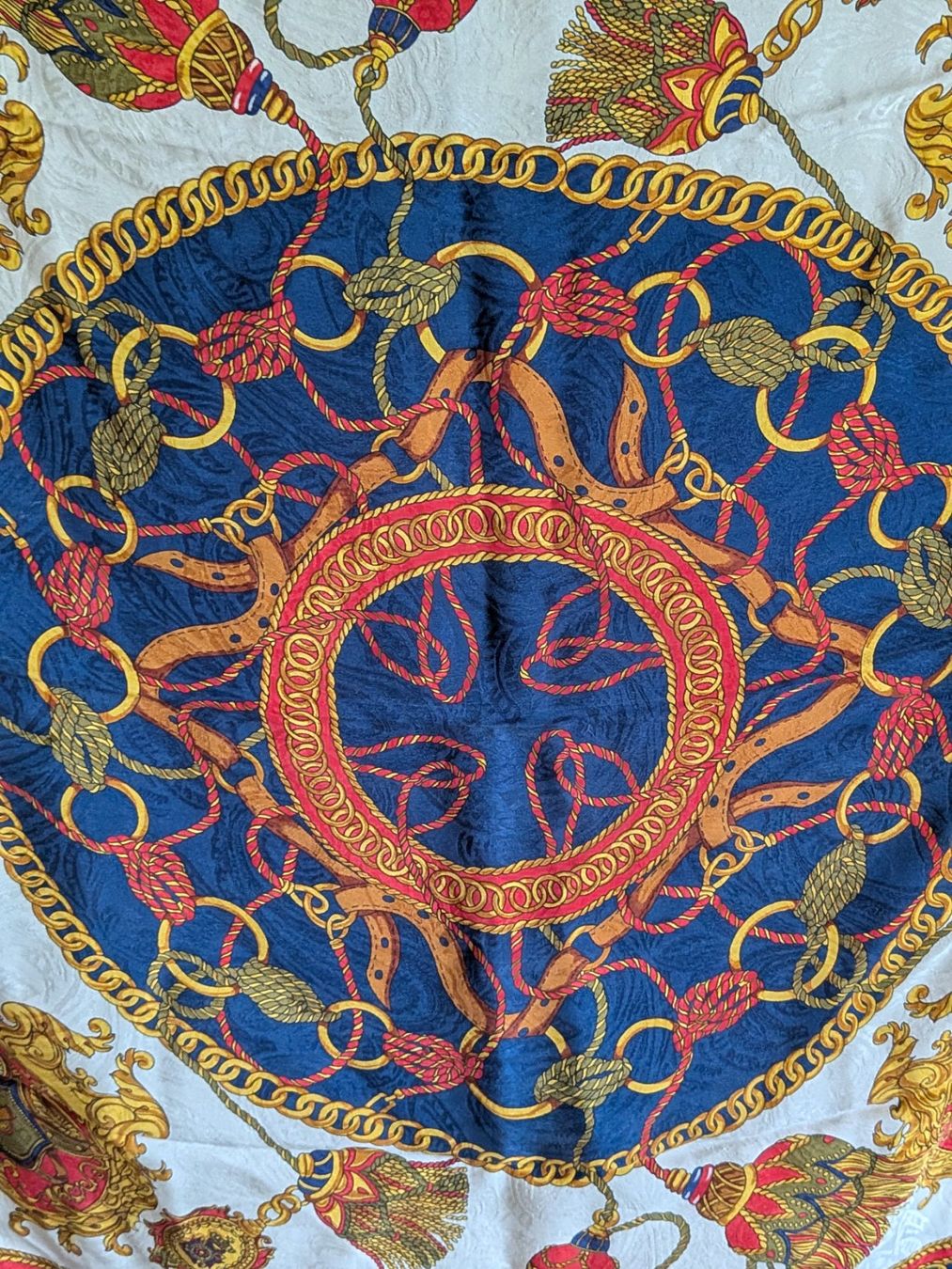 Foulard & Sciarpe: Foulard – Usato da Emmen venduto da magelan 2