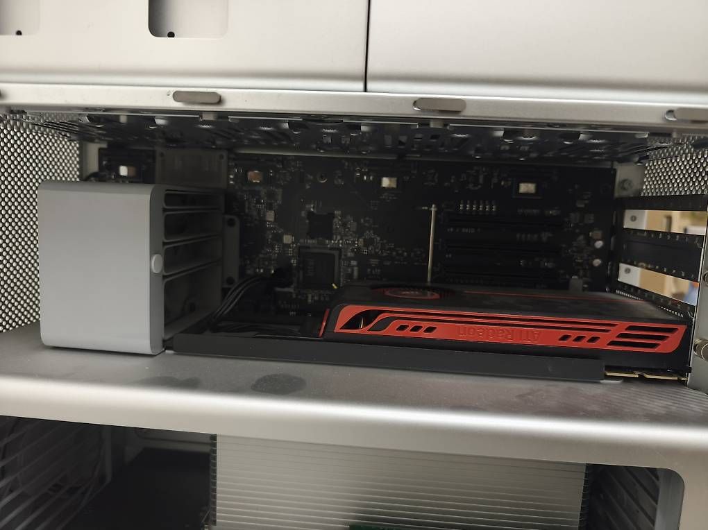 Apple PCs: Apple Mac Pro Mid 2010 – Gebraucht aus Binningen von saviola01 2
