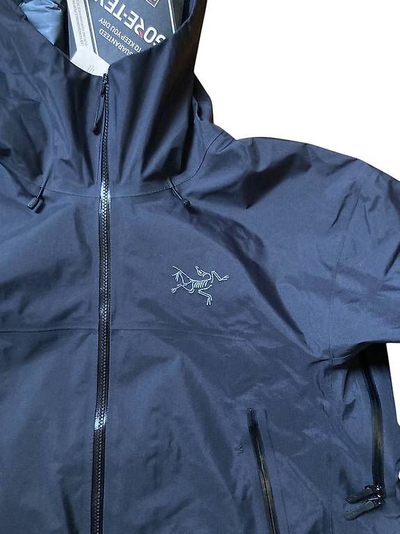 Arcteryx Giacche: ARCTERXY GORE-TEX BETA SL JACKET (M) – Nuovo e nell'imballaggio originale da Neuchâtel venduto da k_og_noums 3