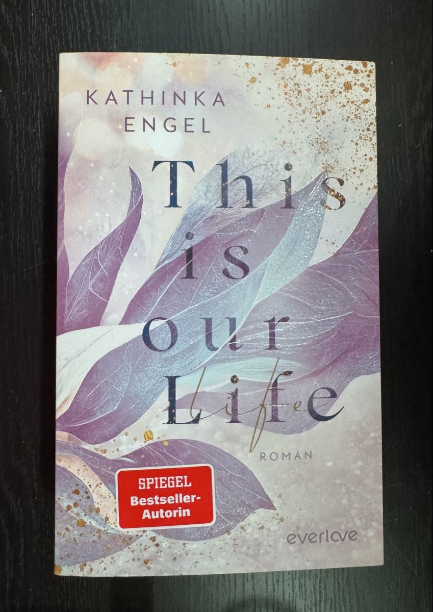 Libri: Kathinka Engel - This is our life – Nuovo (secondo la descrizione) da Rothenbrunnen venduto da anj_fzz2