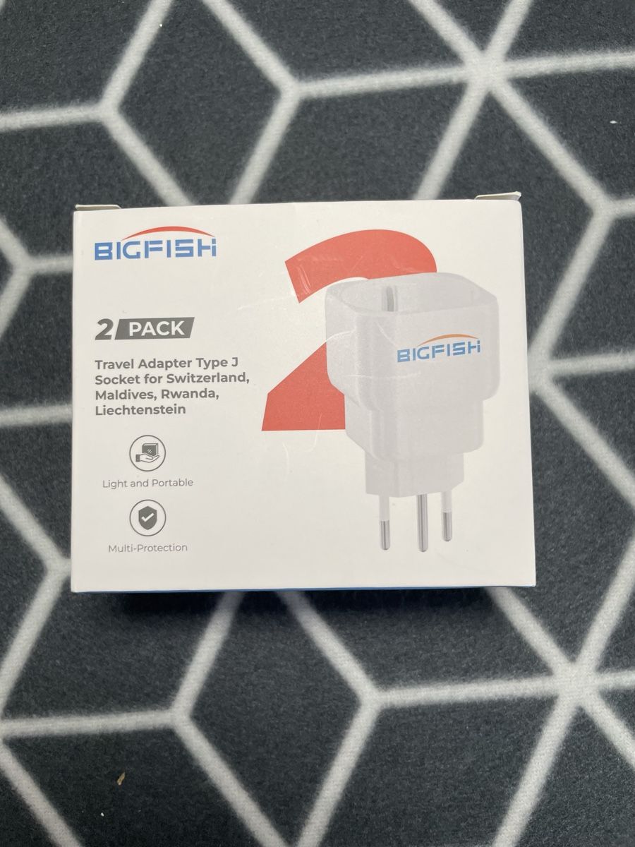 Laufwerke & Adapter: BIGFISH Reiseadapter Typ J 2er Pack  – Neu und originalverpackt aus Rheineck von cha_p9qy