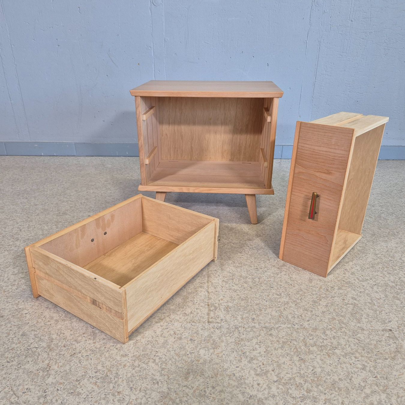 Kommoden: 1970 Nachttisch Bedside Table Kommode Schubladenkommode – Gebraucht aus Nottwil von Wondewa-Shop 3