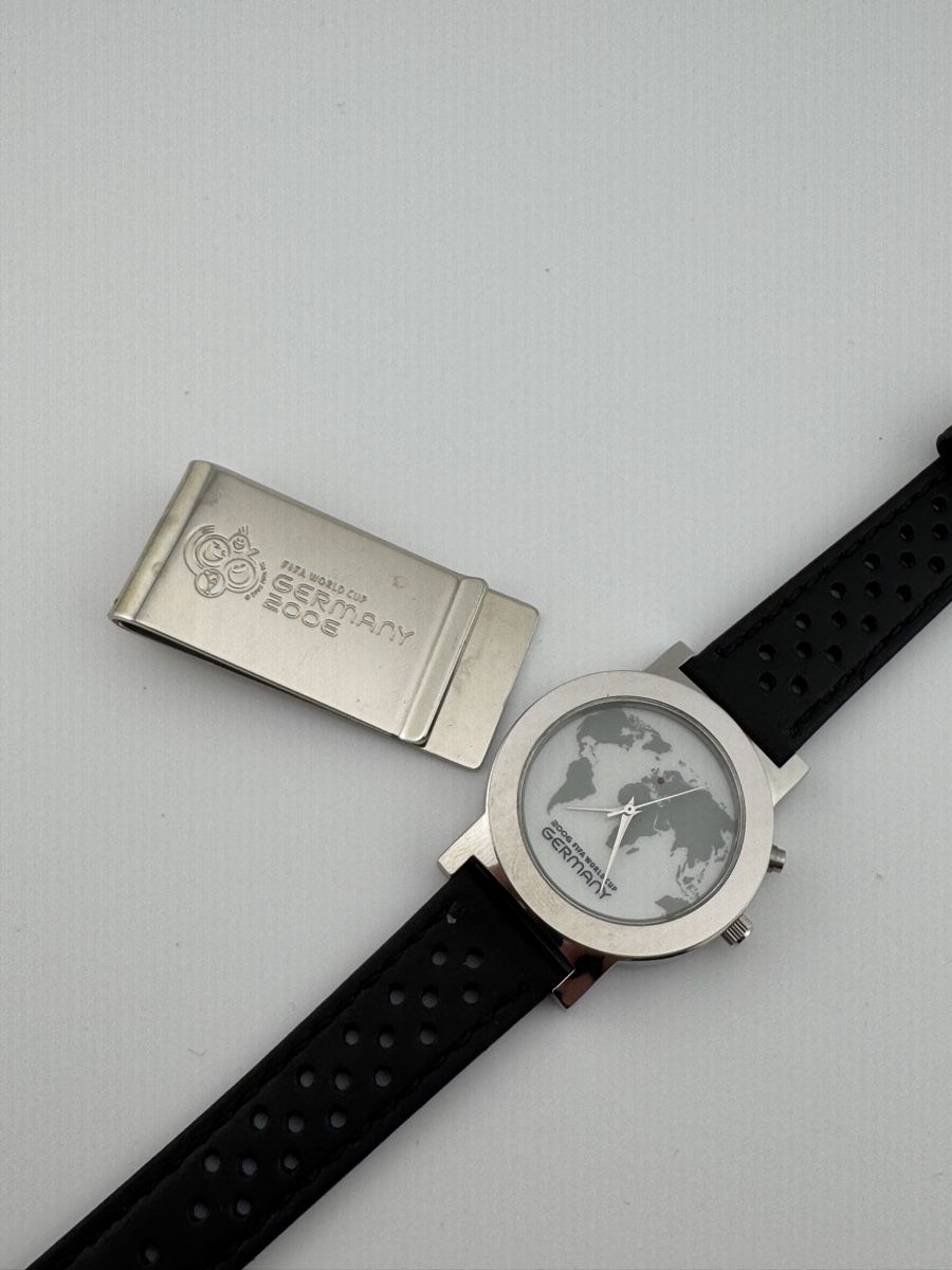 Uhren: FIFA 2006 germany uhr limite full set herrenuhr  – Gebraucht aus Biel/Bienne von upi_7vwn 2