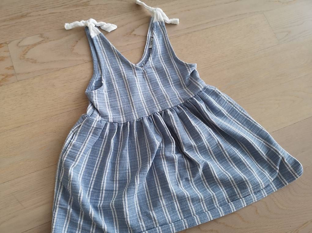 Zara Lotti & Set di vestiti: 3 schöne Sommerkleider Mädchen Gr. 104 – Usato da Ostermundigen venduto da lid_sg9q 4