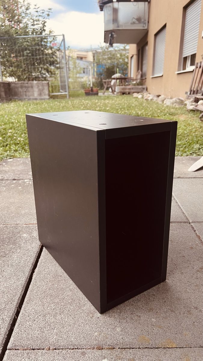 Tables de nuit: IKEA Regal / Aufbewahrungsmodul – D'occasion à Zürich par maudeni82 1