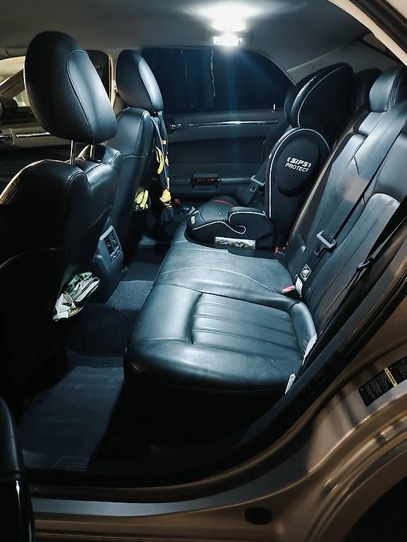 Automobili: Chrysler 300c V8 HEMI – Usato da Rüfenacht BE venduto da Regor86 4
