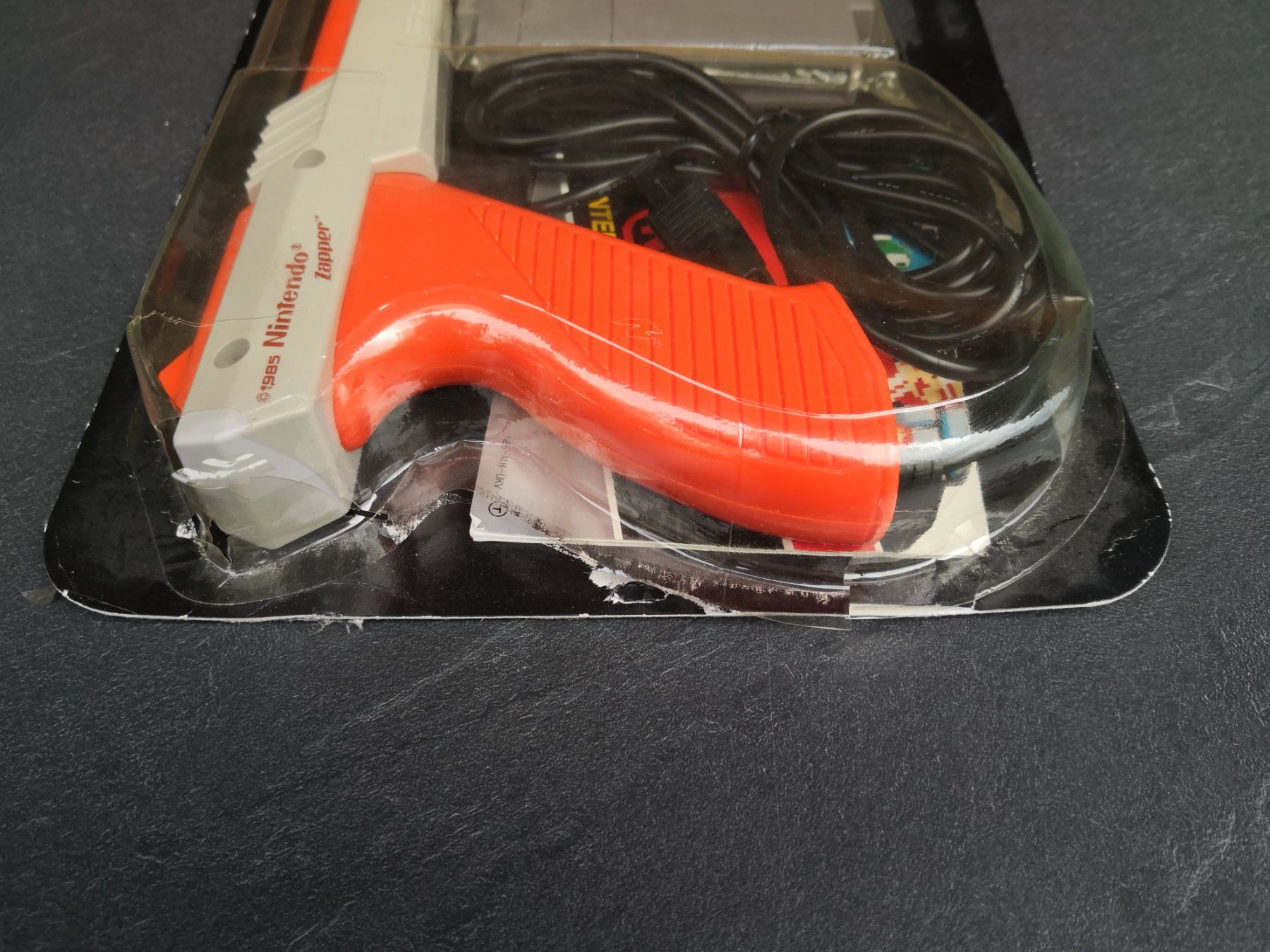 Nintendo Controller: ★ NINTENDO NES ZAPPER ab 1.- ! ★ – Gebraucht aus Monthey von  3