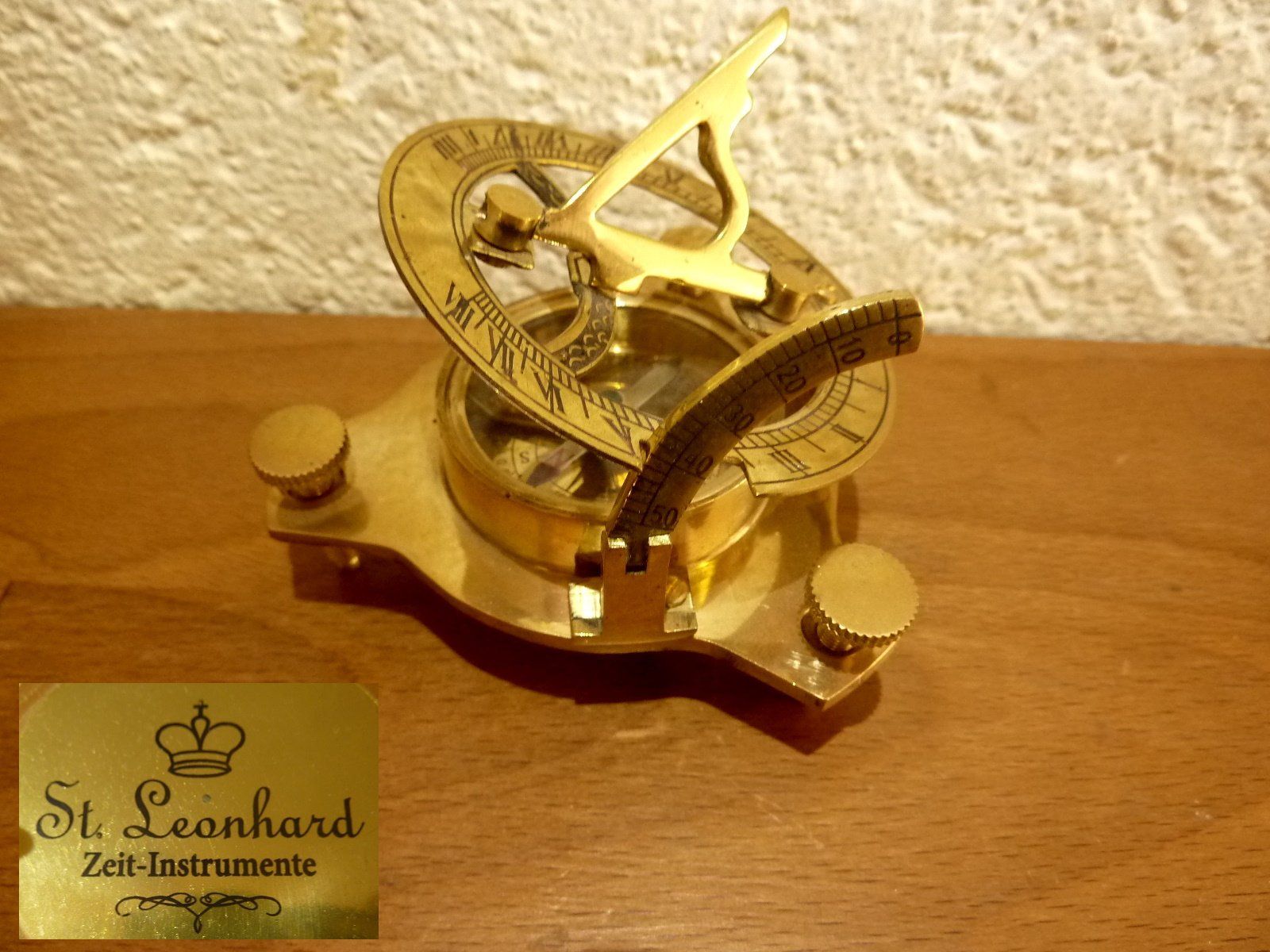 GPS & Strumenti di misurazione: St.Leonard Messing-Sonnenuhr mit Kompass ein Schmuckstück – Usato da Hochfelden venduto da swissice