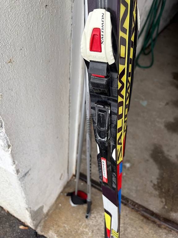 Sci: Skating Langlaufski inkl. Stöcke – Usato da Flims Waldhaus venduto da Cwi80 1