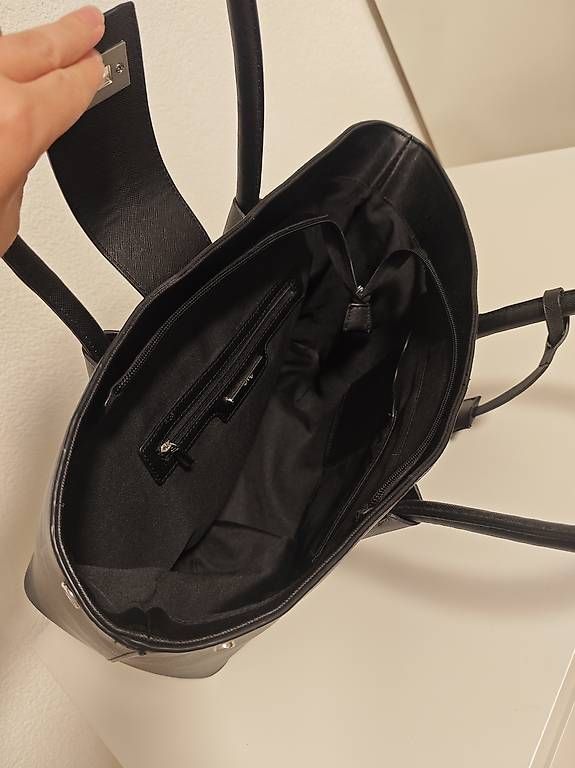 Orsay Taschen für Damen: Große schwarze Shopper-Tasche – Gebraucht aus Bern von jug_l8tl 2