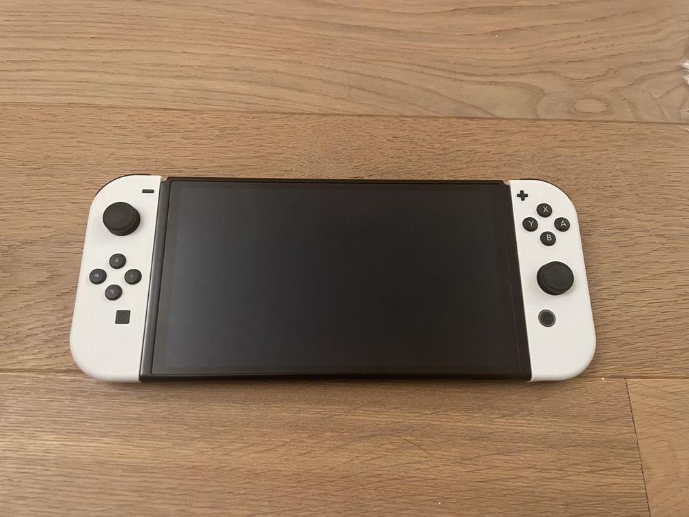 Nintendo Switch OLED / 64 GB | Kaufen auf Ricardo
