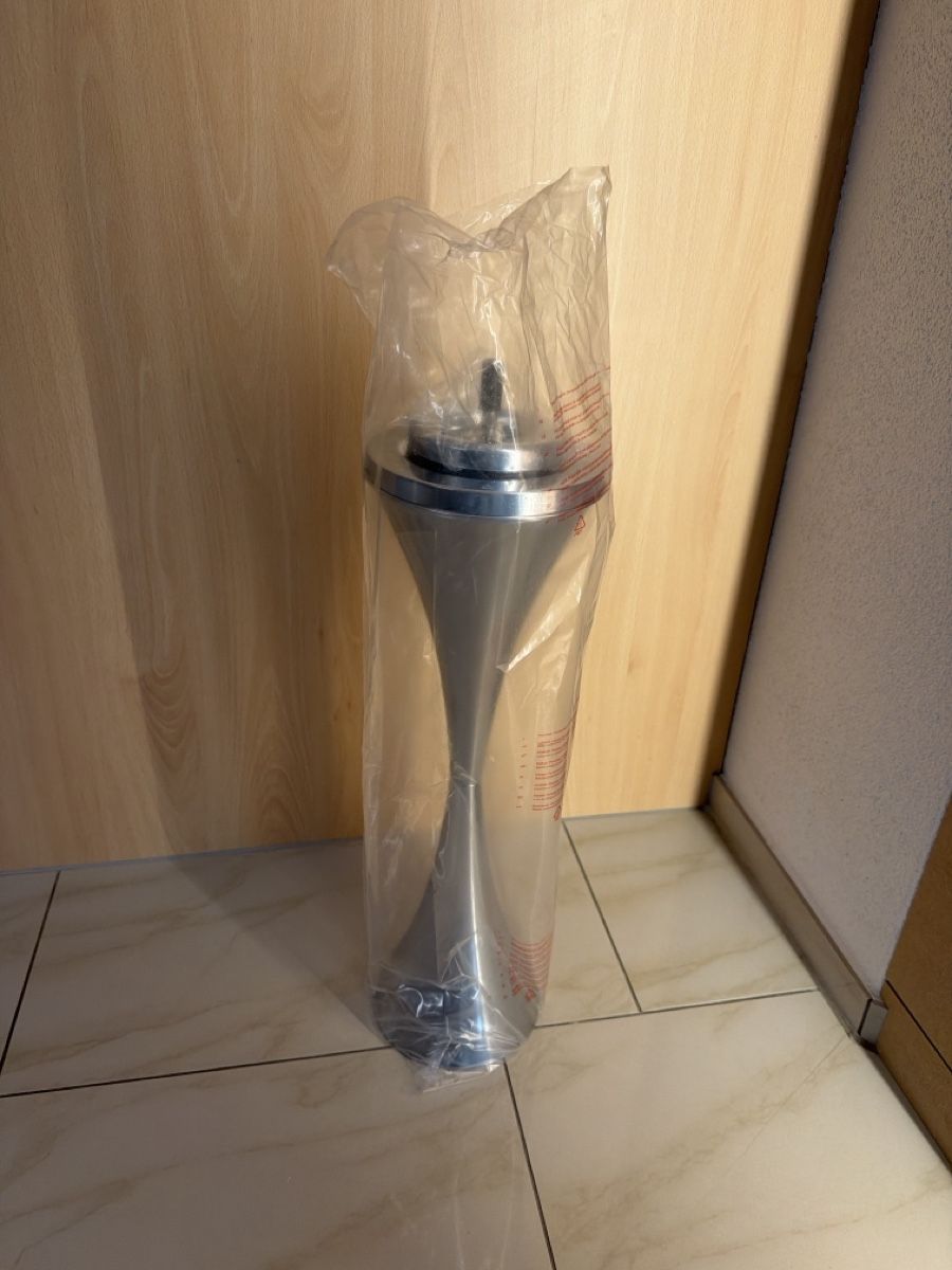 Aschenbecher: Aschenbecher freistehend – Neu (gemäss Beschreibung) aus Grosswangen von winkelfeld