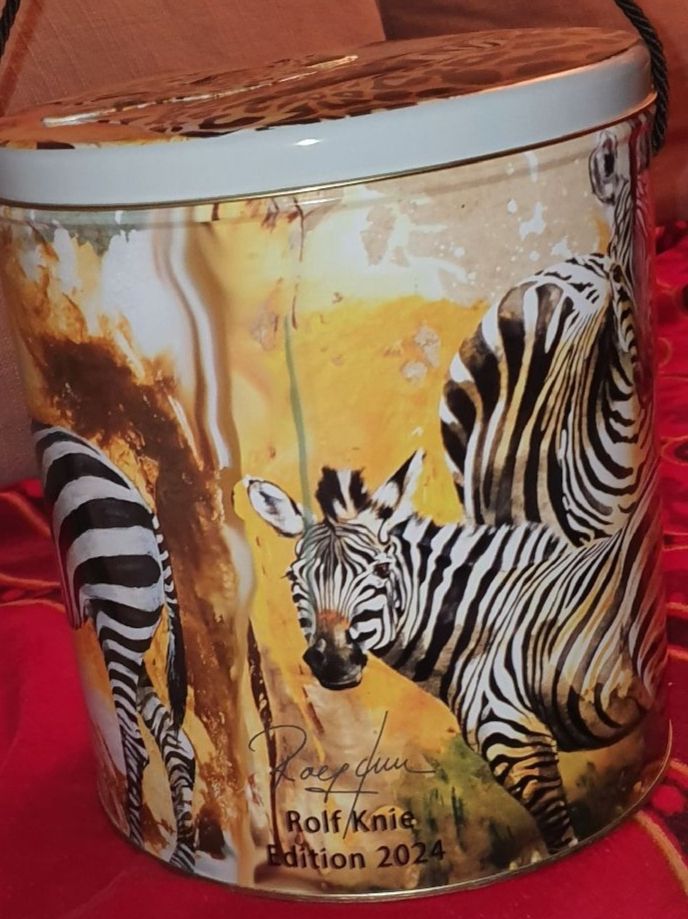 Alle Dekorationen: panettone dose, Zebra Serie 9, Rolf Knie edit., Leopard, box – Neu und originalverpackt aus Zollikerberg von Nice_Name 2