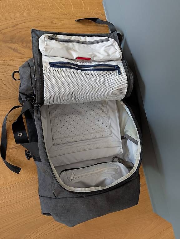Zaini: PinqPonq Rucksack - Blok Medium - Deep Anthra – Usato da Burgdorf venduto da gug_75f5 4