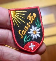VINTAGE Badge SAAS-FEE -ST. GALLER STICKEREI alpenrose klein