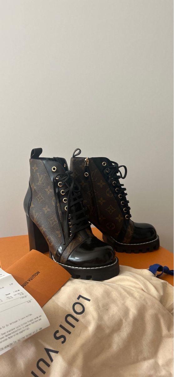 Louis Vuitton Scarpe da donna: Louis Vuitton Star Trail Boots Grösse 39 – Nuovo e nell'imballaggio originale da Wil SG venduto da gia_wbx6