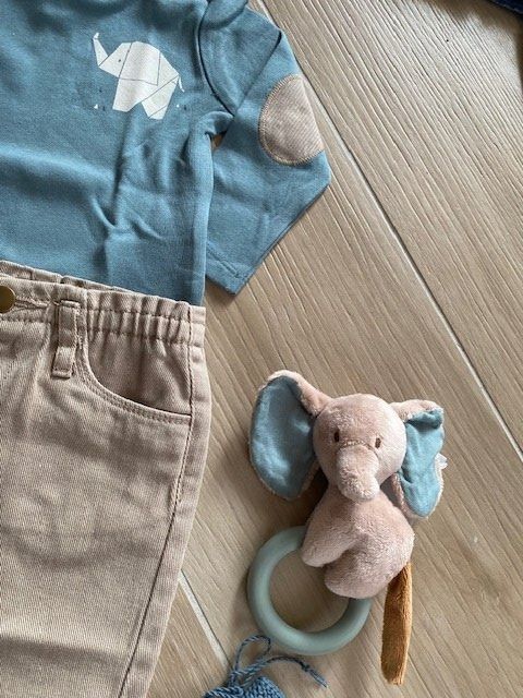 Lotti & Set di vestiti: neues Baby Set Gr. 62/68 "Elefäntli" – Nuovo (secondo la descrizione) da Staufen venduto da Nasli 1