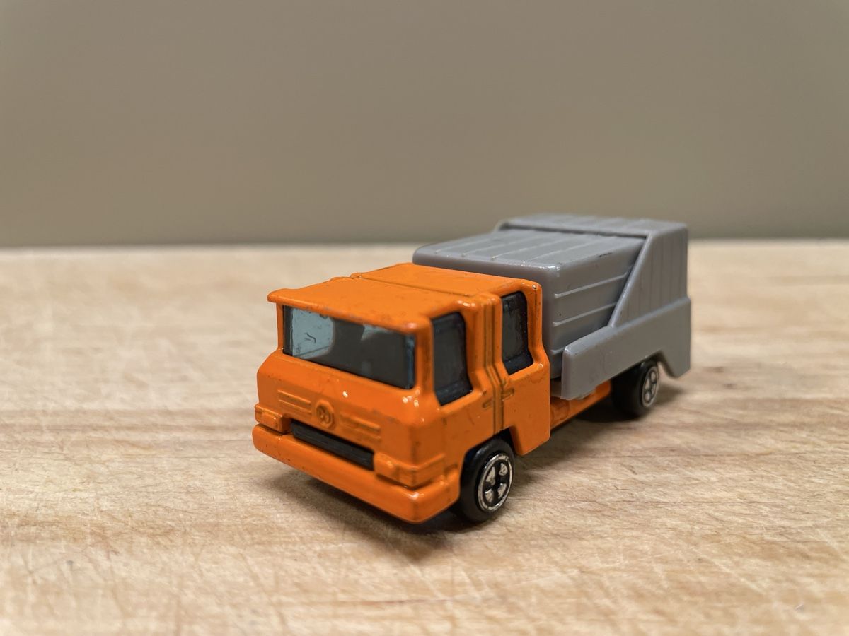 Corgi Toys Modellini d'auto: Corgi Refuse Truck / Abfallwagen – Usato da Frauenfeld venduto da Challenger77