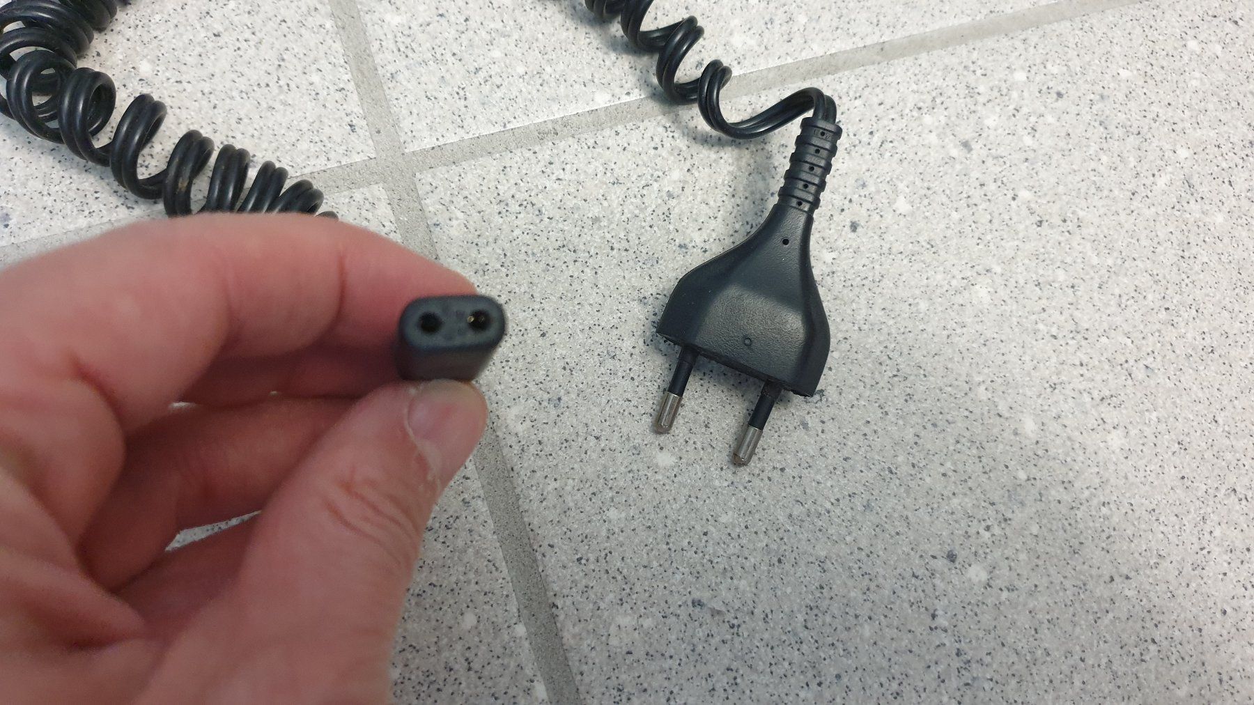 Kabel: Rasierapparat-Stromkabel – Gebraucht aus Stäfa von Supertramp73 1