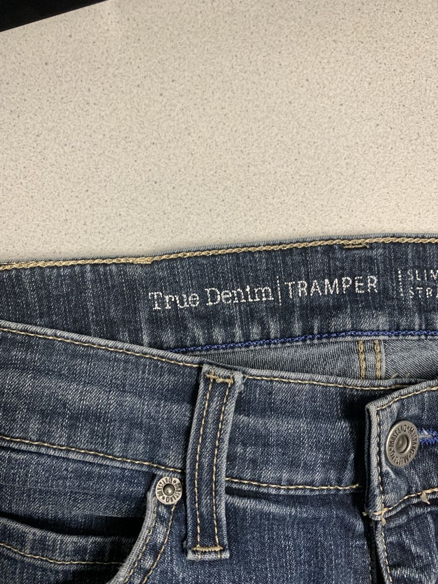Jeans: Jeans Mustang Gr. W33 L34 Tramper straight – Usato da Biel-Benken BL venduto da PANORMUS 1