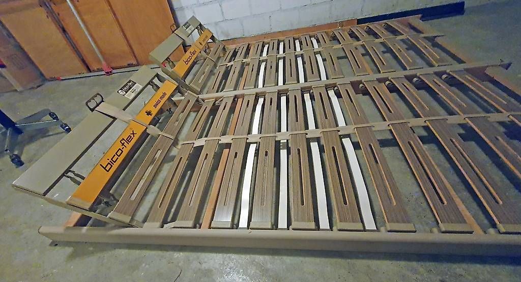 Sommiers: 2 Bico Flex Einlegeroste mit verstellbarem Kopfteil – D'occasion à Hünenberg par alexiusAs 1