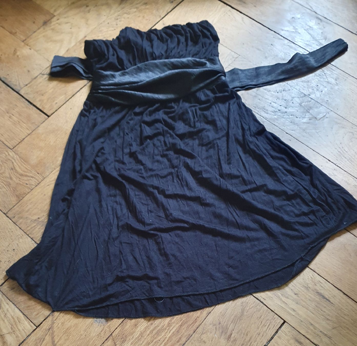 Vestiti: Schulterfreies Kleid Grösse M – Usato da Schönenwerd venduto da pomodor 2