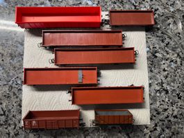 8 Eisenbahnwagen Märklin