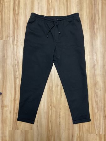 Zara Hose schwarz Grösse XL neu