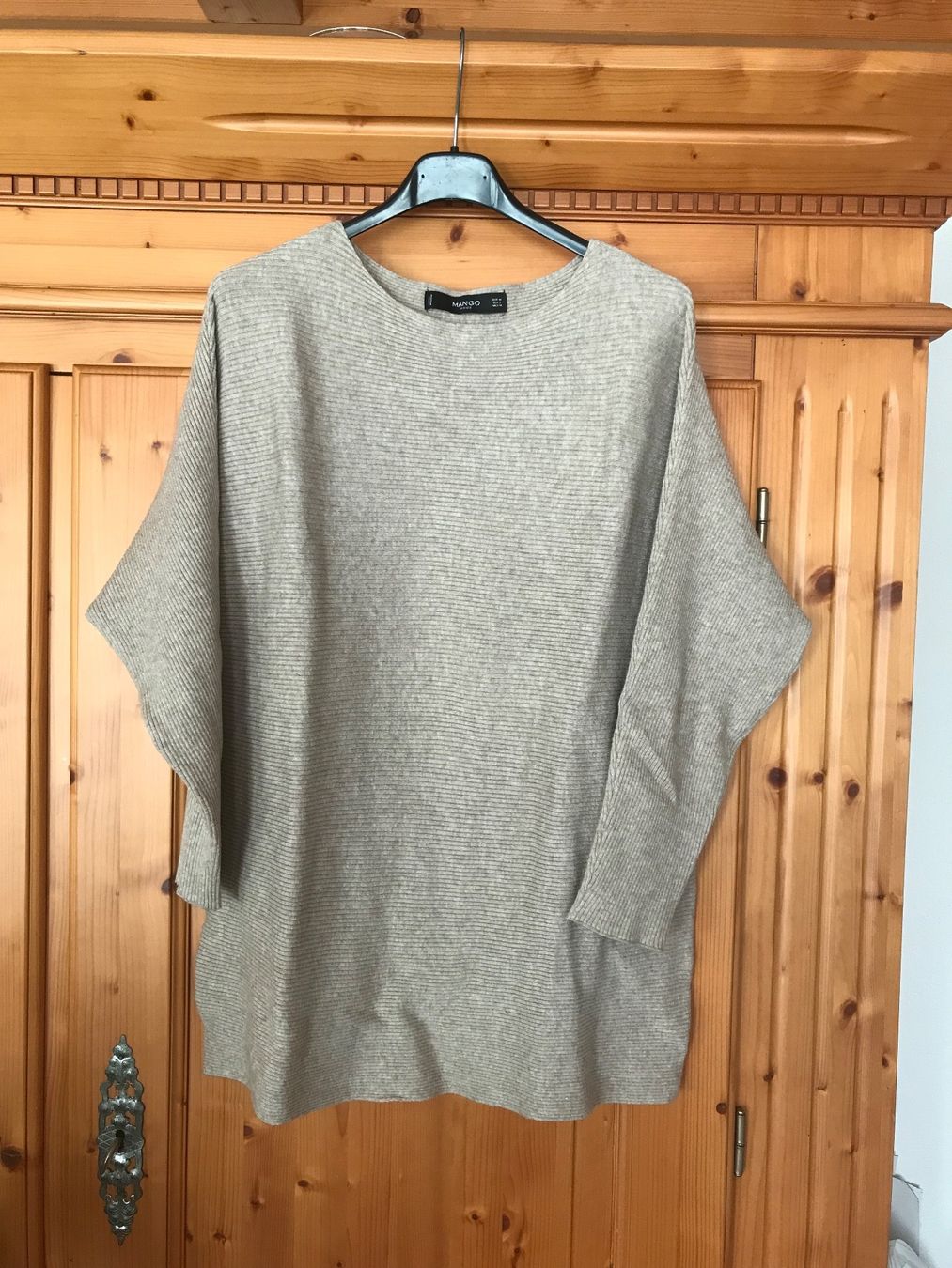 Mango Pullover & Sweatshirts: Damen Pullover - Beige - MANGO - Grösse M – Gebraucht aus Buchs AG von fischli610